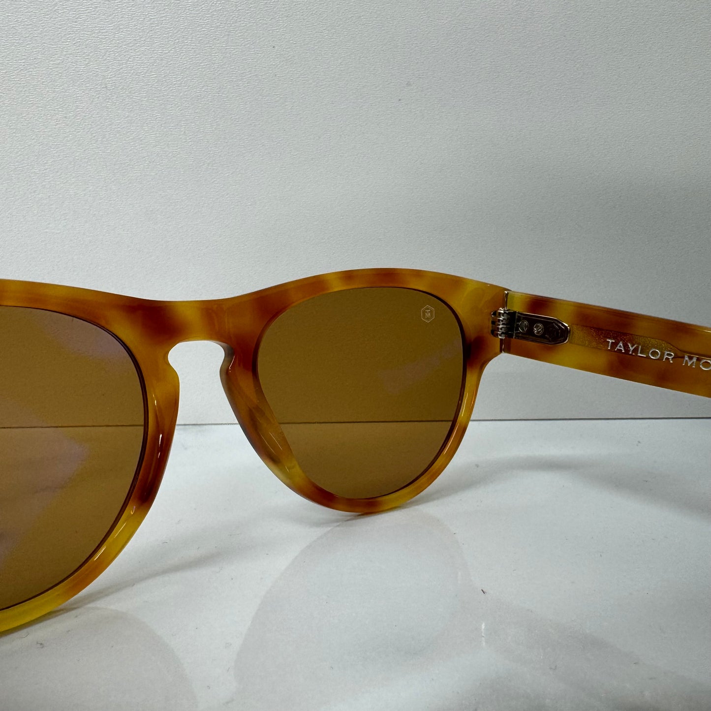 Taylor Morris Jude Brown Sunglasses - 32082 C4